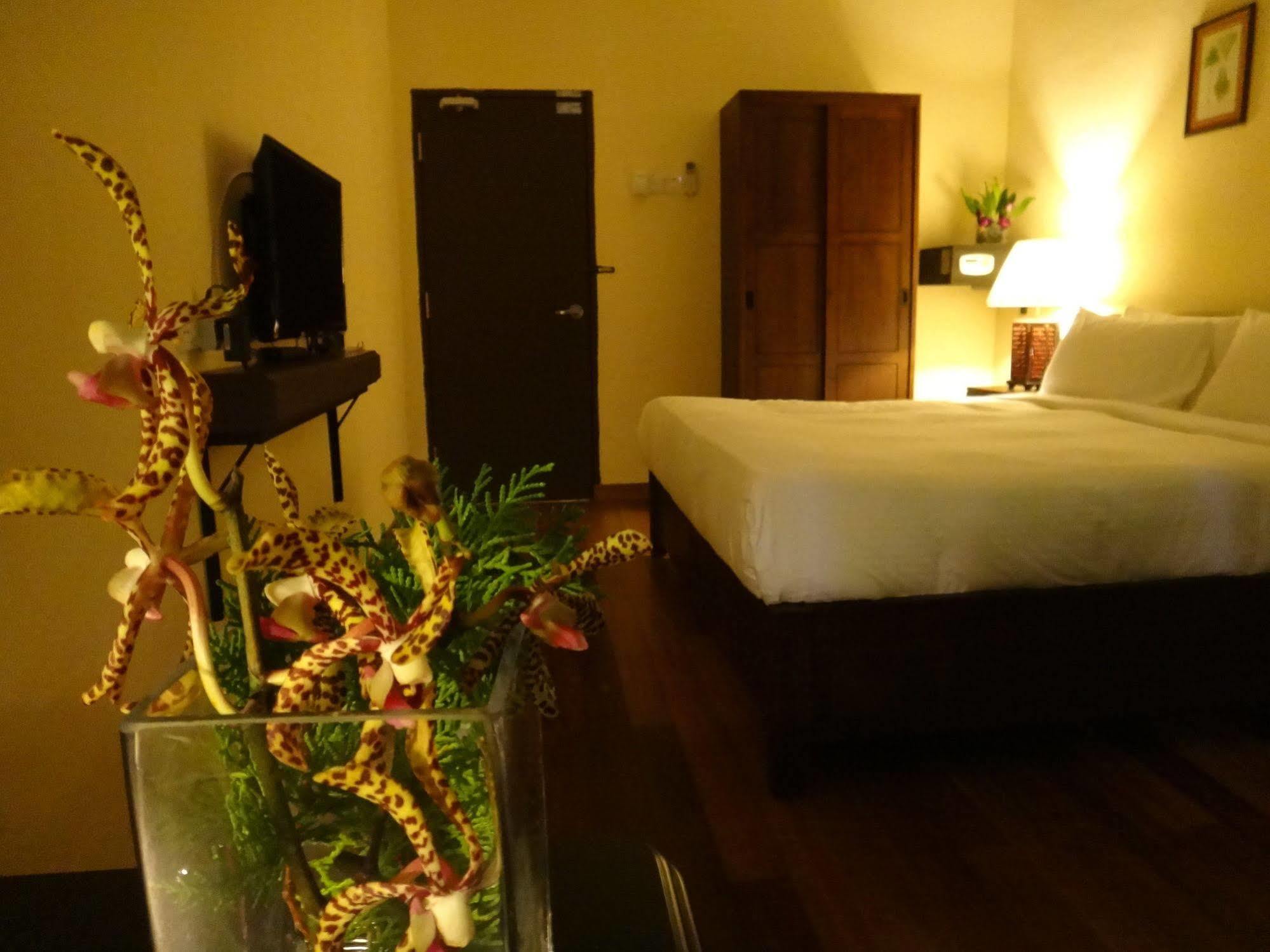 Betel Nut Lodge (Adults Only) Georgetown Luaran gambar